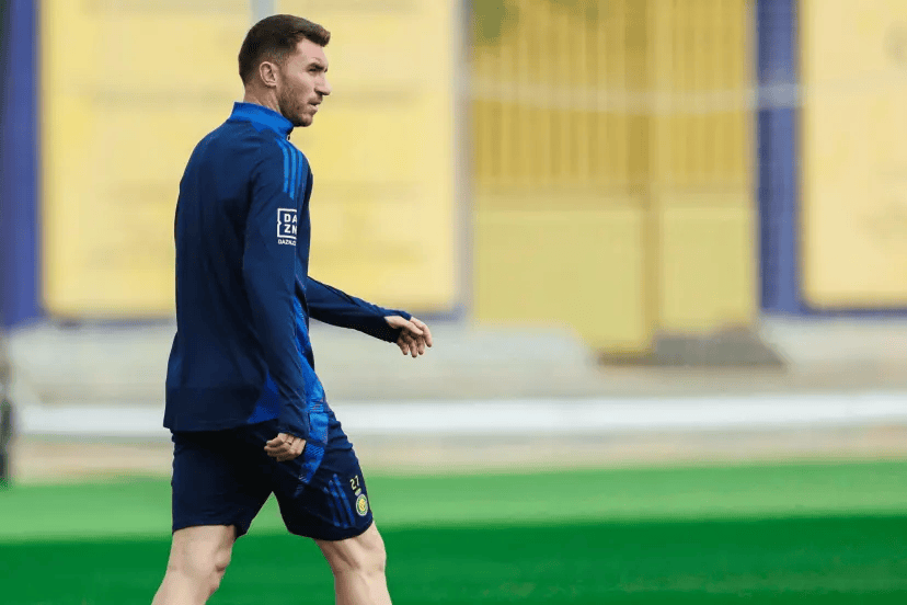 将其强行留 将其强行留