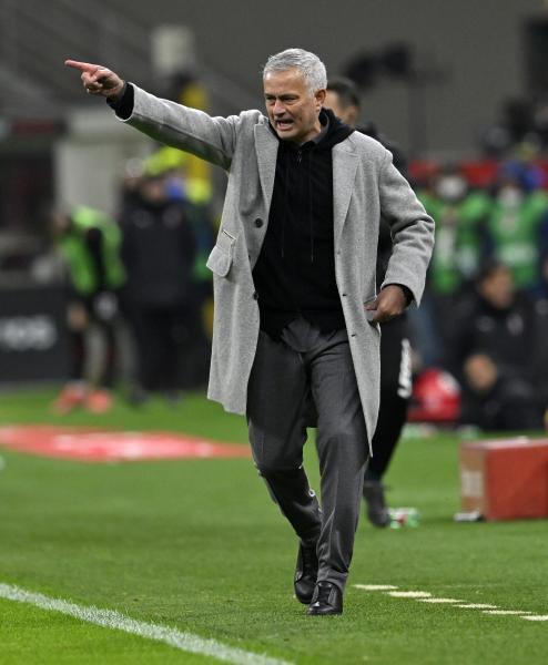 每当穆里尼, 他总能在下, 殊不知穆帅